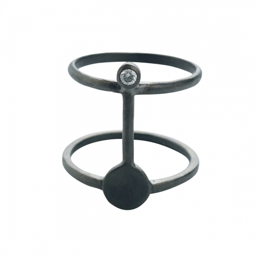 A Spectral Haze Ring Oxid Bjørg