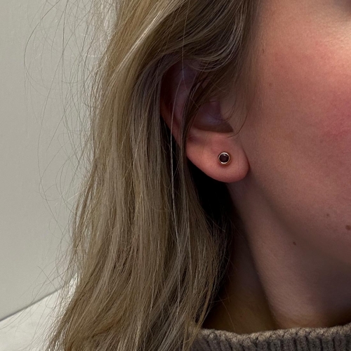 Rubinörhängen Däck Guld Carl Hoff