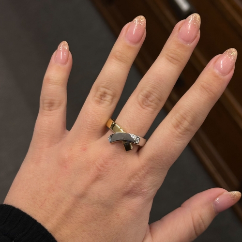 Guldring omlott Vitguld/Guld Carl Hoff Selection