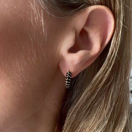 Timeless Tiny Hoops Svart Spinell Guld Charlotte Bonde