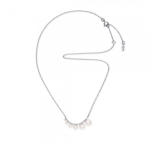 Strings of Pearls Necklace