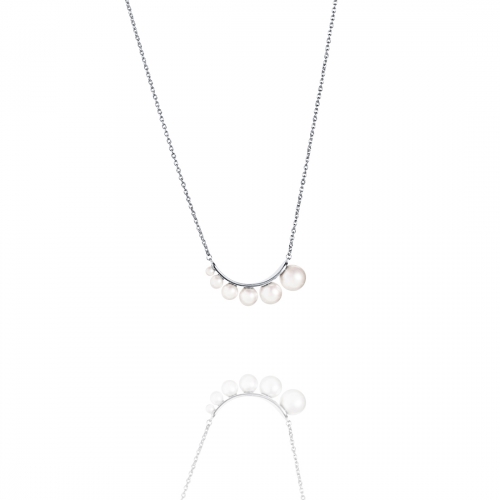 Strings of Pearls Necklace