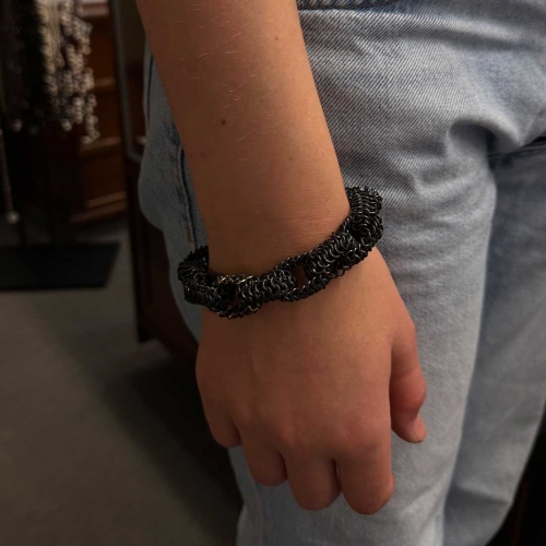 Recycled Linked Heavy Armband Oxid/Guld Jenny Kåberg Metalldesign