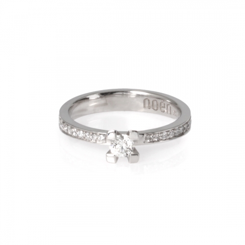 Love Circle Diamantring 0,40ct Vitguld NOËN